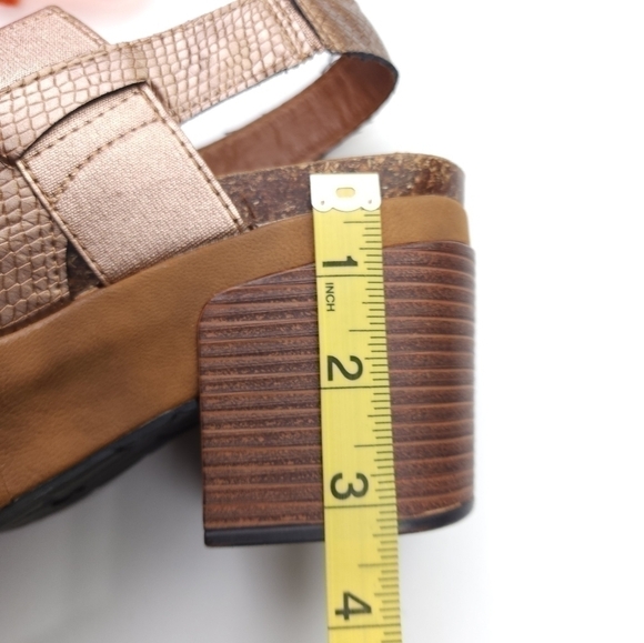 Pierre Dumas Chunky Heel Brown Bronze Strappy Sandals Sz 8 - Picture 8 of 14